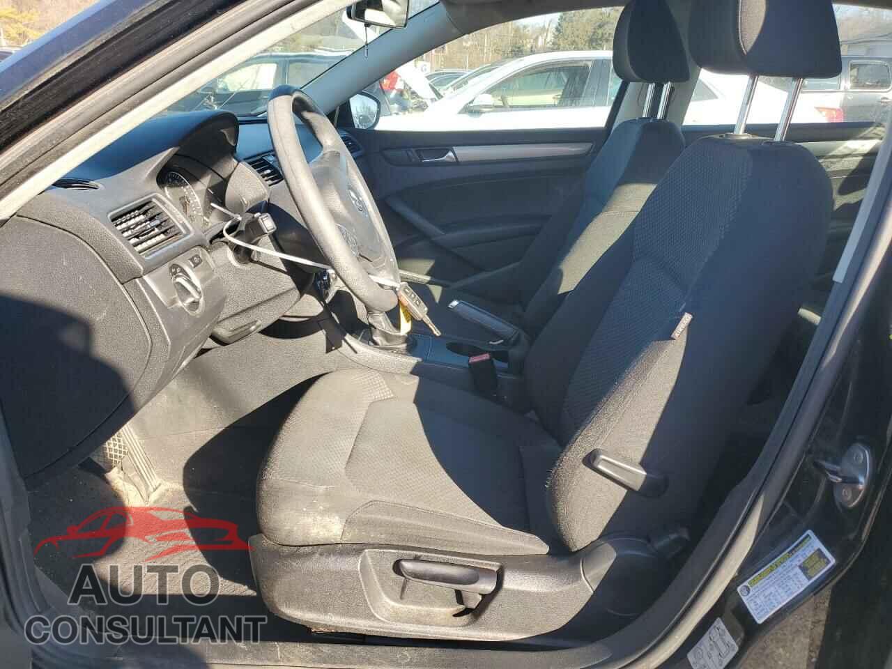 VOLKSWAGEN PASSAT 2012 - 1VWAP7A3XCC016207