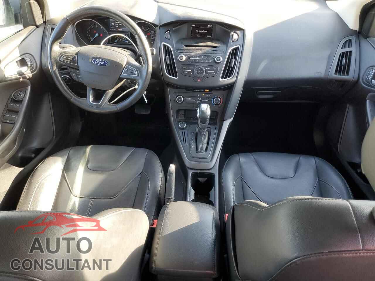 FORD FOCUS 2016 - 1FADP3F26GL227439