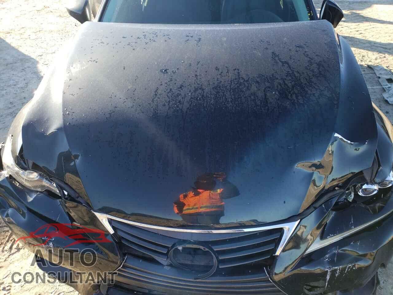 LEXUS IS 2015 - JTHBF1D22F5054449