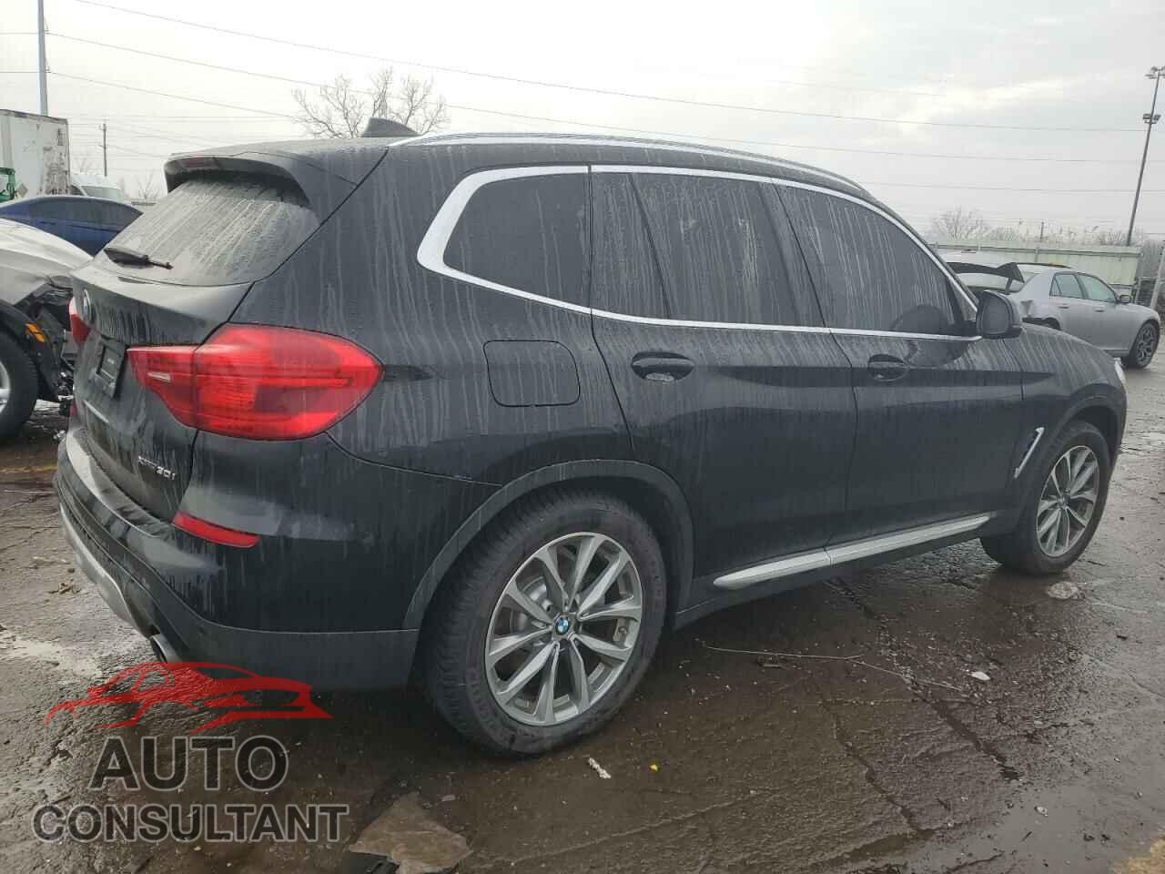BMW X3 2019 - 5UXTR9C54KLP77408