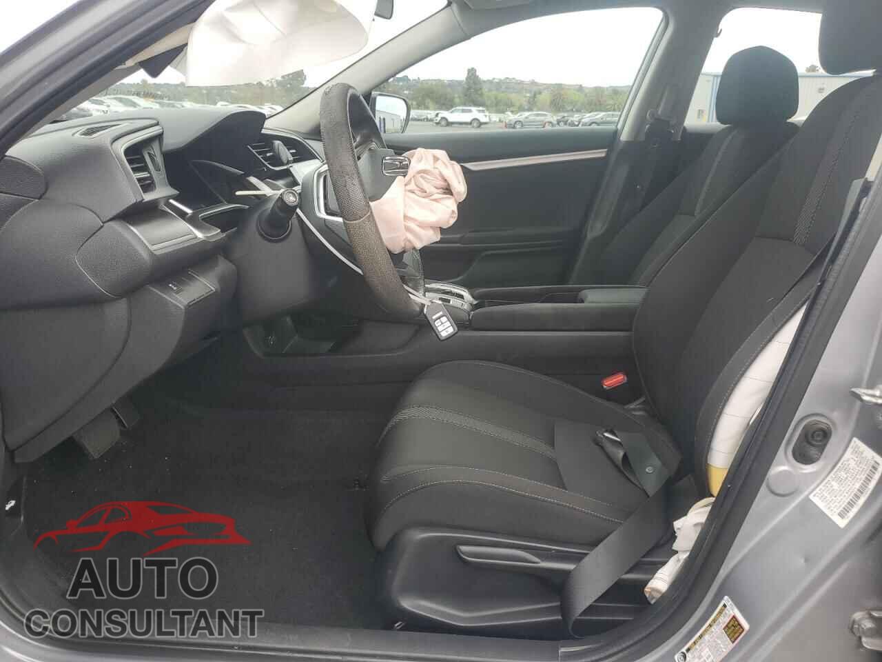 HONDA CIVIC 2018 - 2HGFC2F75JH533073