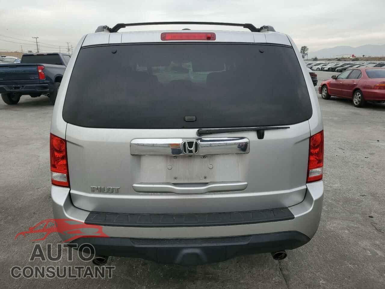 HONDA PILOT 2012 - 5FNYF3H55CB017675
