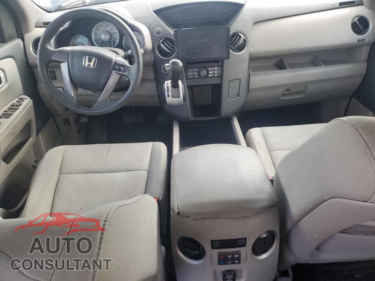 HONDA PILOT 2011 - 5FNYF4H21BB036427