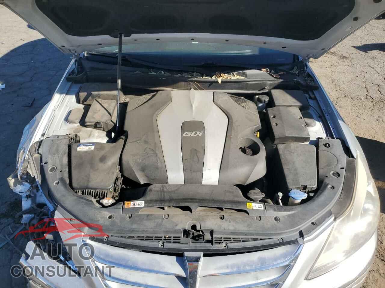 HYUNDAI GENESIS 2013 - KMHGC4DD7DU226251