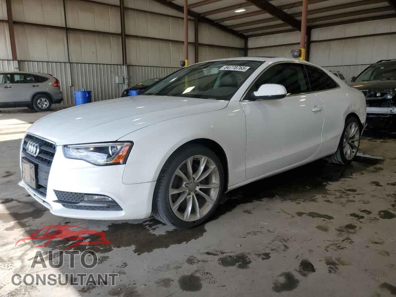 AUDI A5 2013 - WAUGFAFR9DA037456