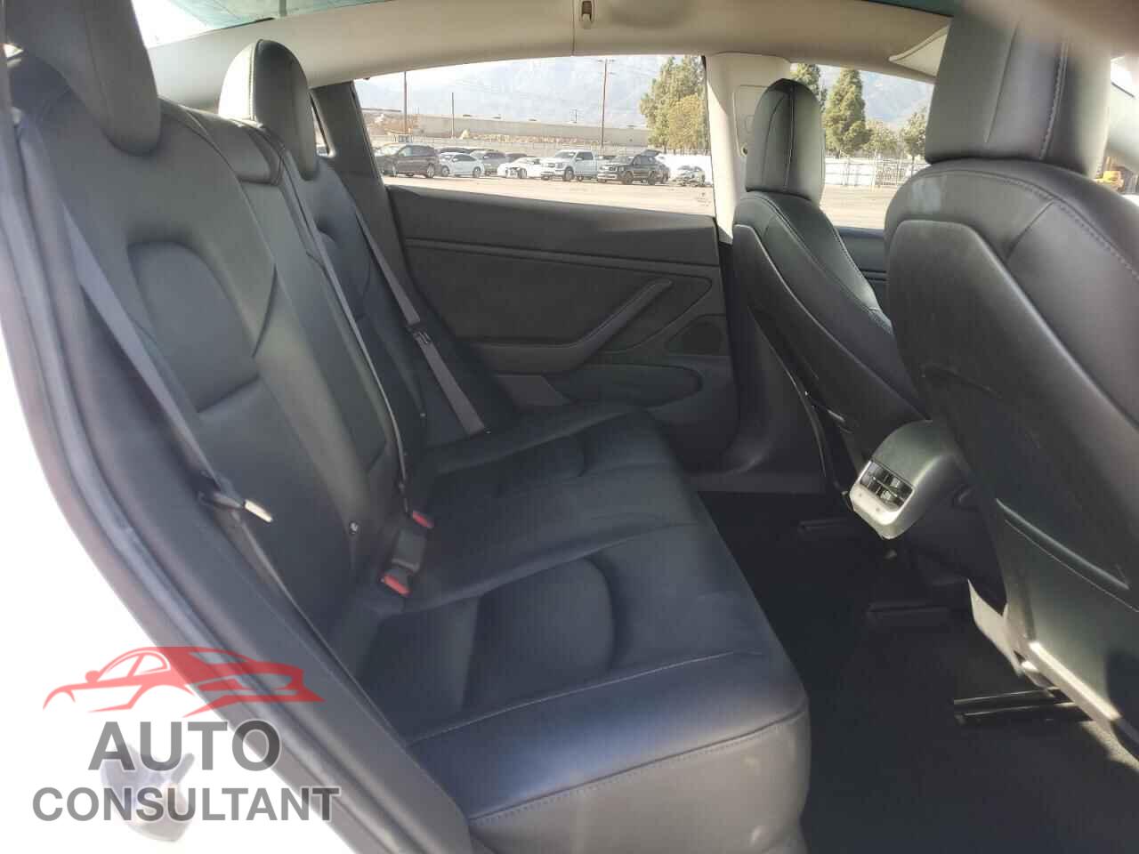 TESLA MODEL 3 2018 - 5YJ3E1EA6JF043833