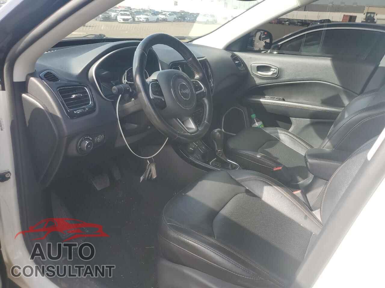 JEEP COMPASS 2020 - 3C4NJDCB1LT128214