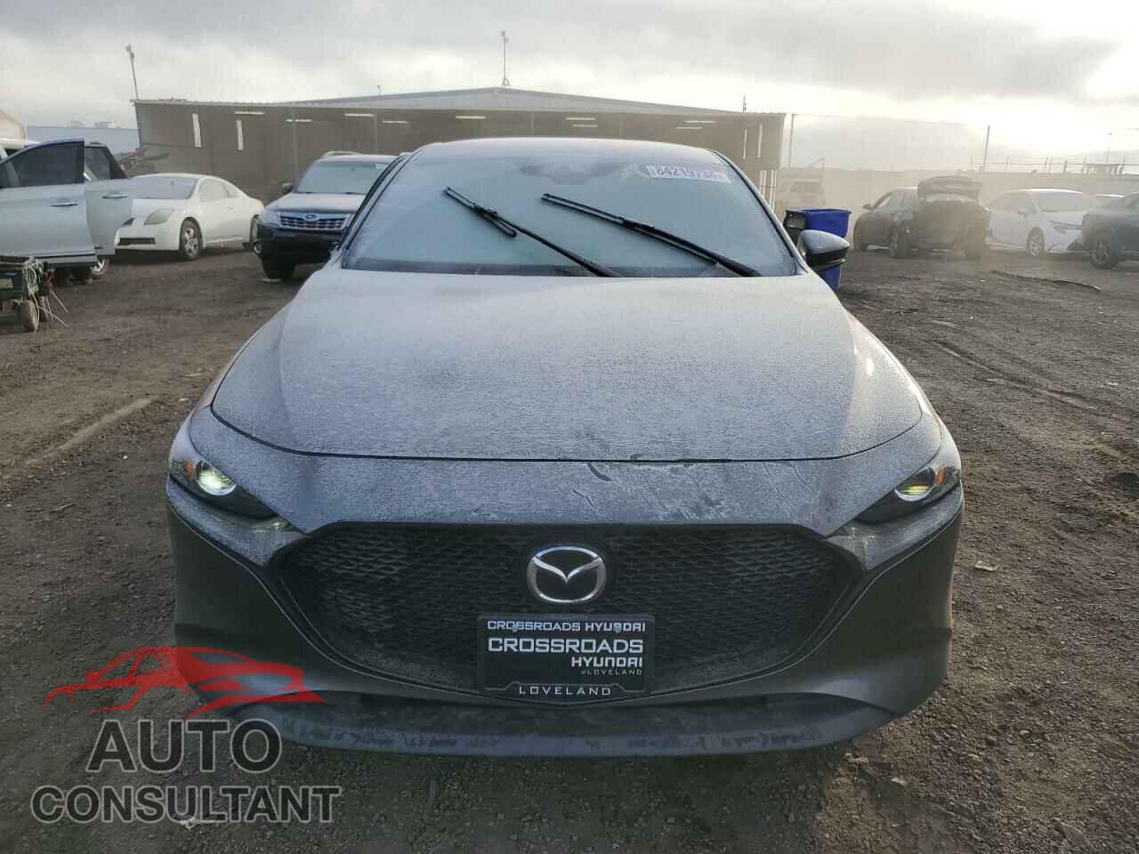 MAZDA 3 2019 - JM1BPBMM2K1136432