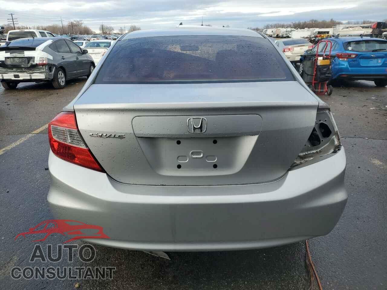 HONDA CIVIC 2012 - 2HGFB2F53CH310244