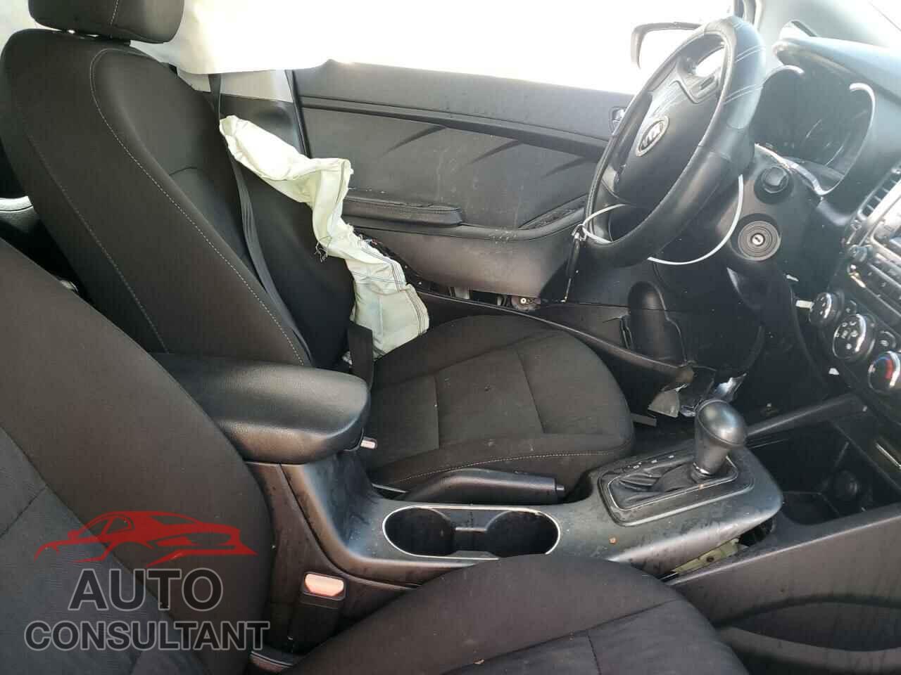 KIA FORTE 2016 - KNAFK4A69G5560821