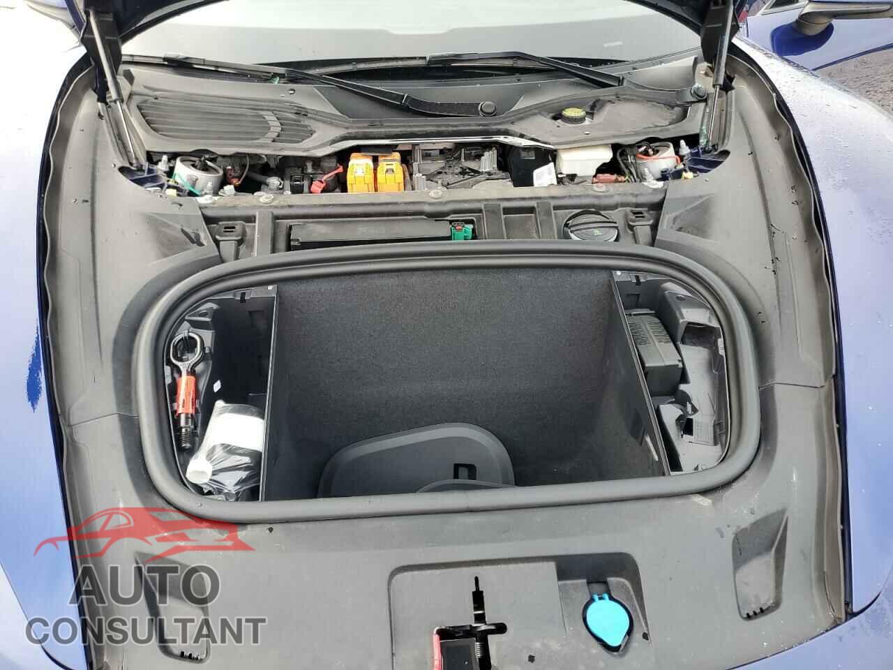 PORSCHE TAYCAN 2021 - WP0AA2Y19MSA15295