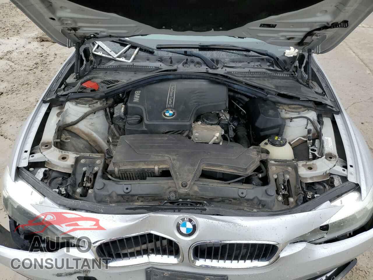 BMW 3 SERIES 2016 - WBA8E1G57GNT33723