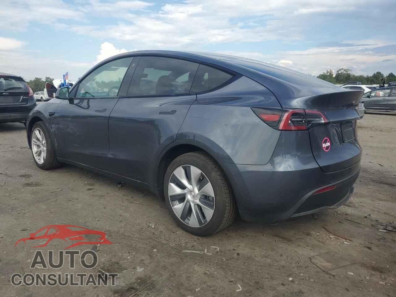 TESLA MODEL Y 2023 - 7SAYGDEE5PA096777