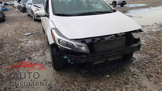 KIA FORTE 2017 - 3KPFK4A71HE160446