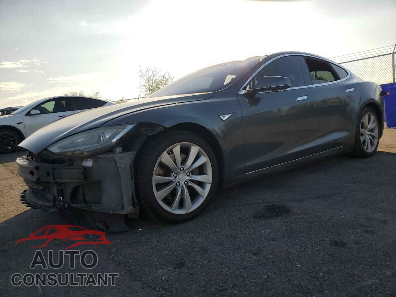 TESLA MODEL S 2014 - 5YJSA1S16EFP33227