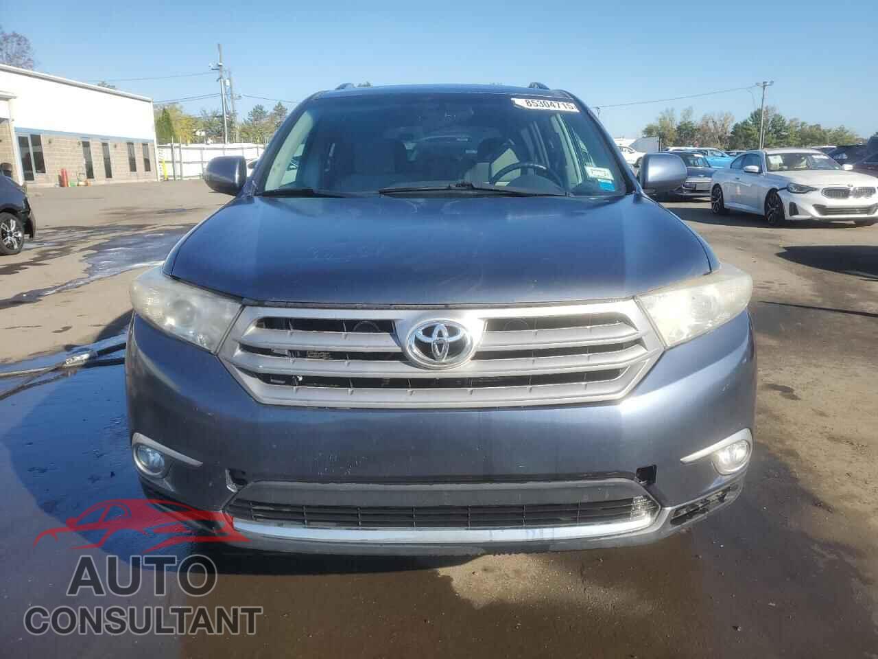 TOYOTA HIGHLANDER 2013 - 5TDBK3EH4DS248564