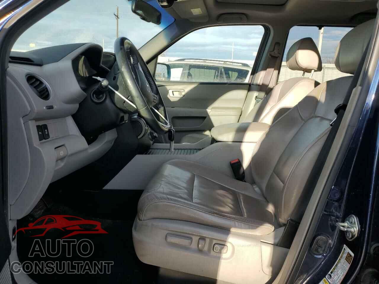 HONDA PILOT 2014 - 5FNYF4H90EB030054