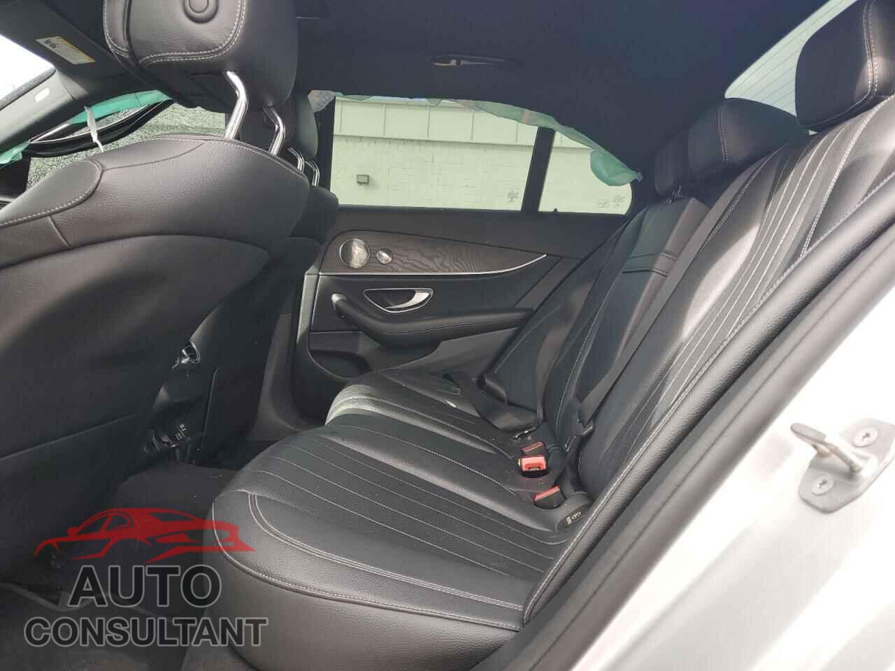 MERCEDES-BENZ E-CLASS 2017 - WDDZF4KB1HA133101