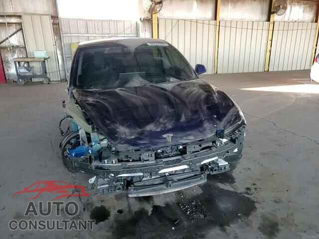 TESLA MODEL 3 2024 - 5YJ3E1EA2RF739715