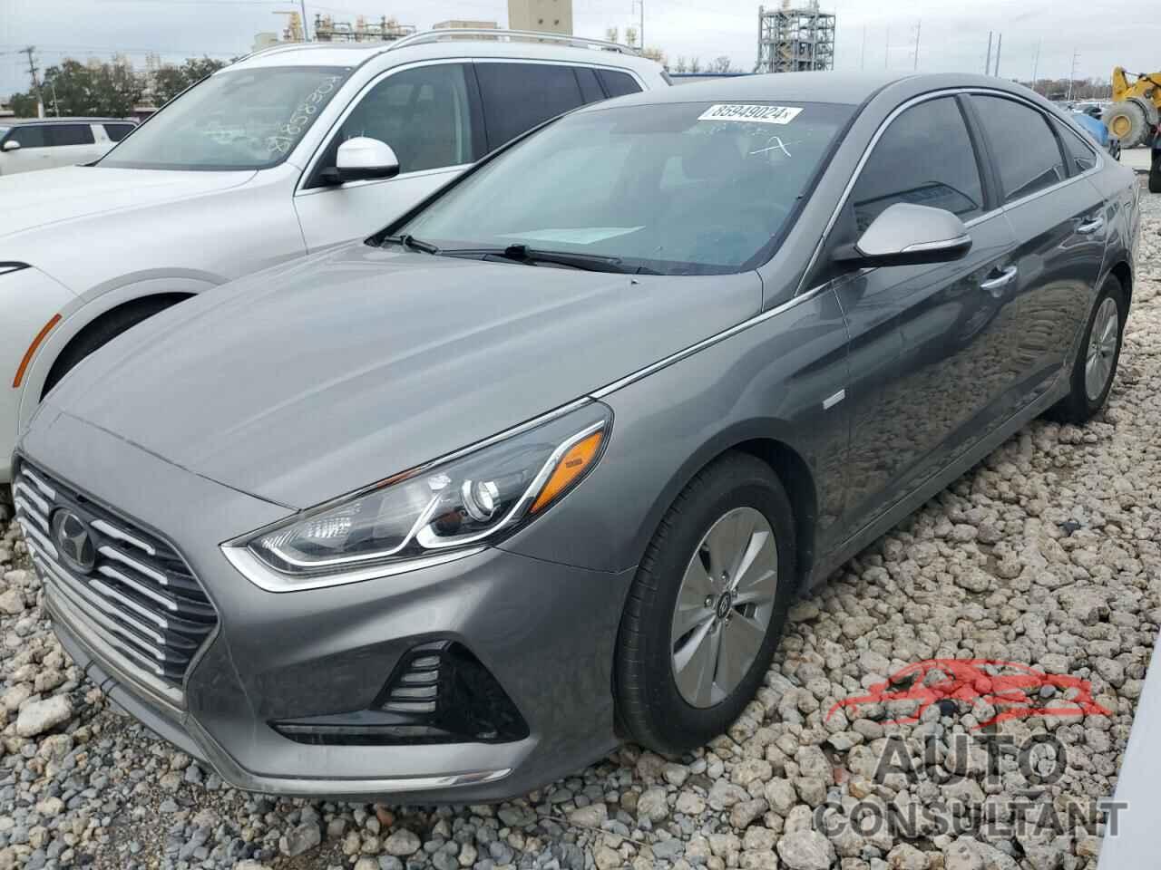 HYUNDAI SONATA 2018 - KMHE24L3XJA078628