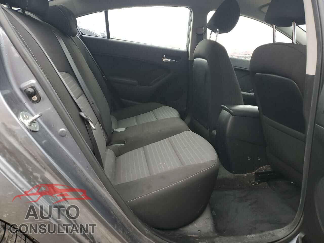 KIA FORTE 2017 - 3KPFL4A72HE160792