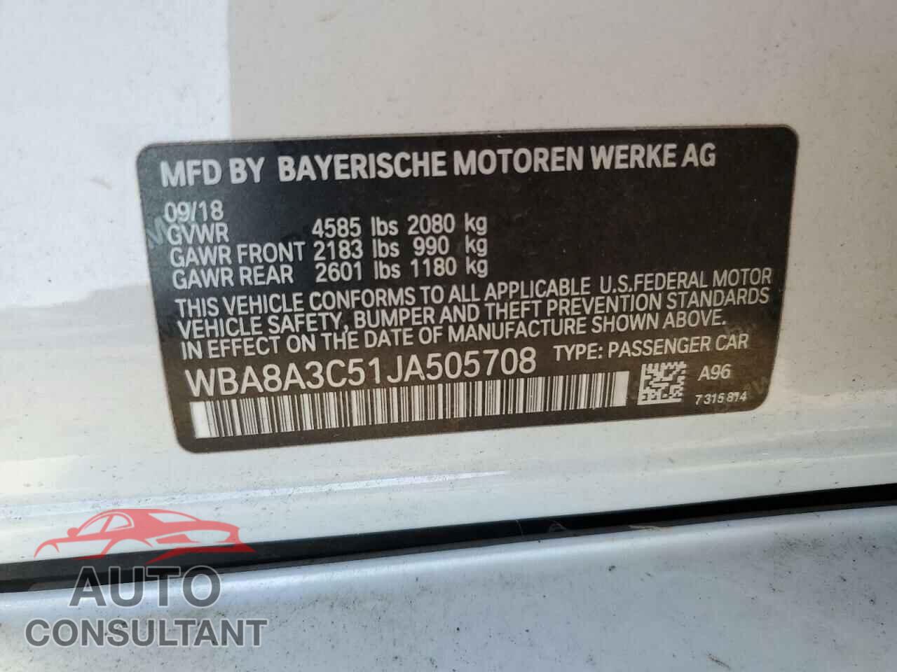 BMW 3 SERIES 2018 - WBA8A3C51JA505708