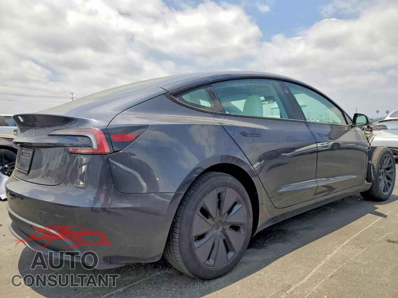 TESLA MODEL 3 2025 - 5YJ3E1EA4SF981914