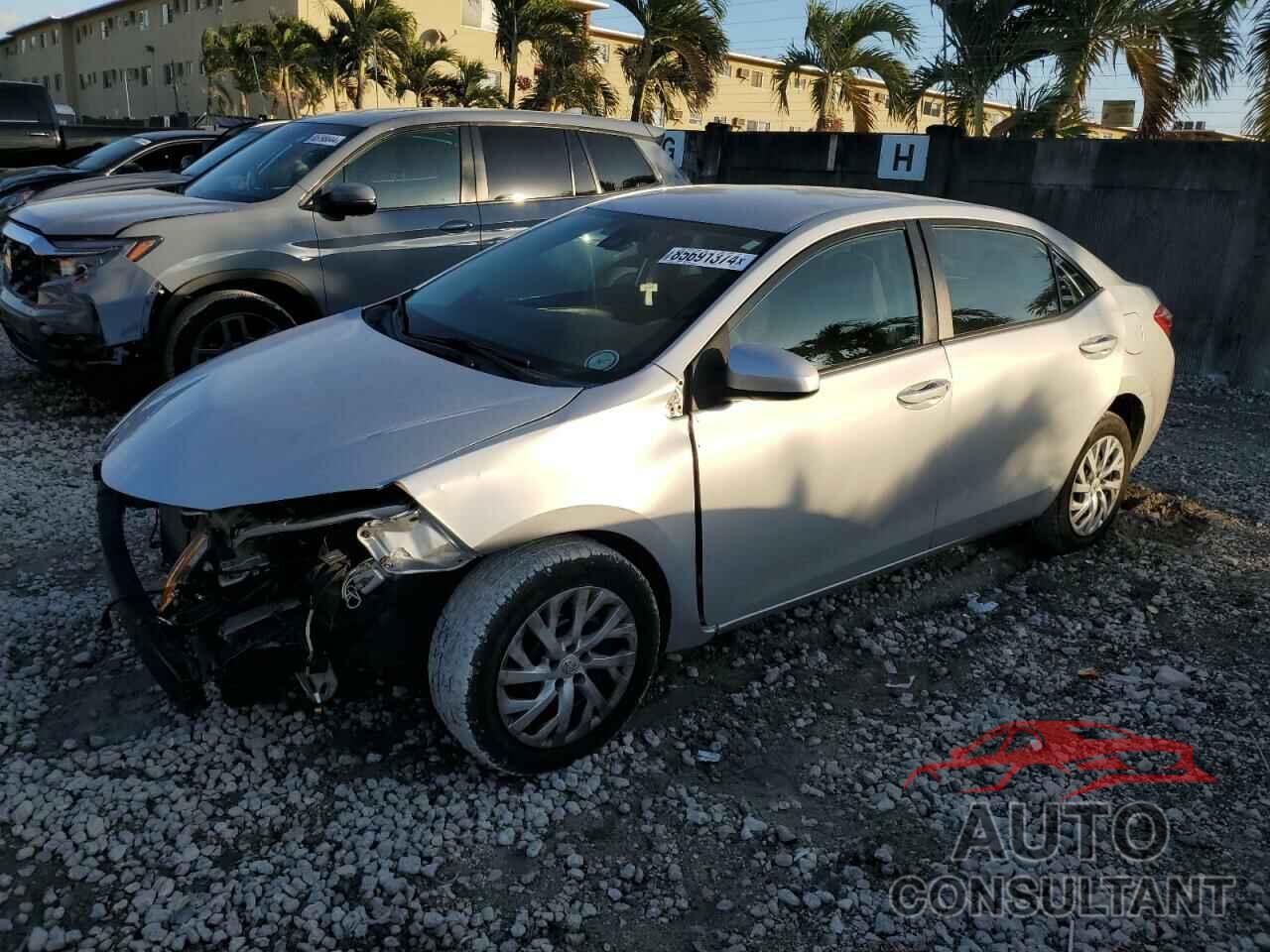 TOYOTA COROLLA 2018 - 5YFBURHE8JP751890