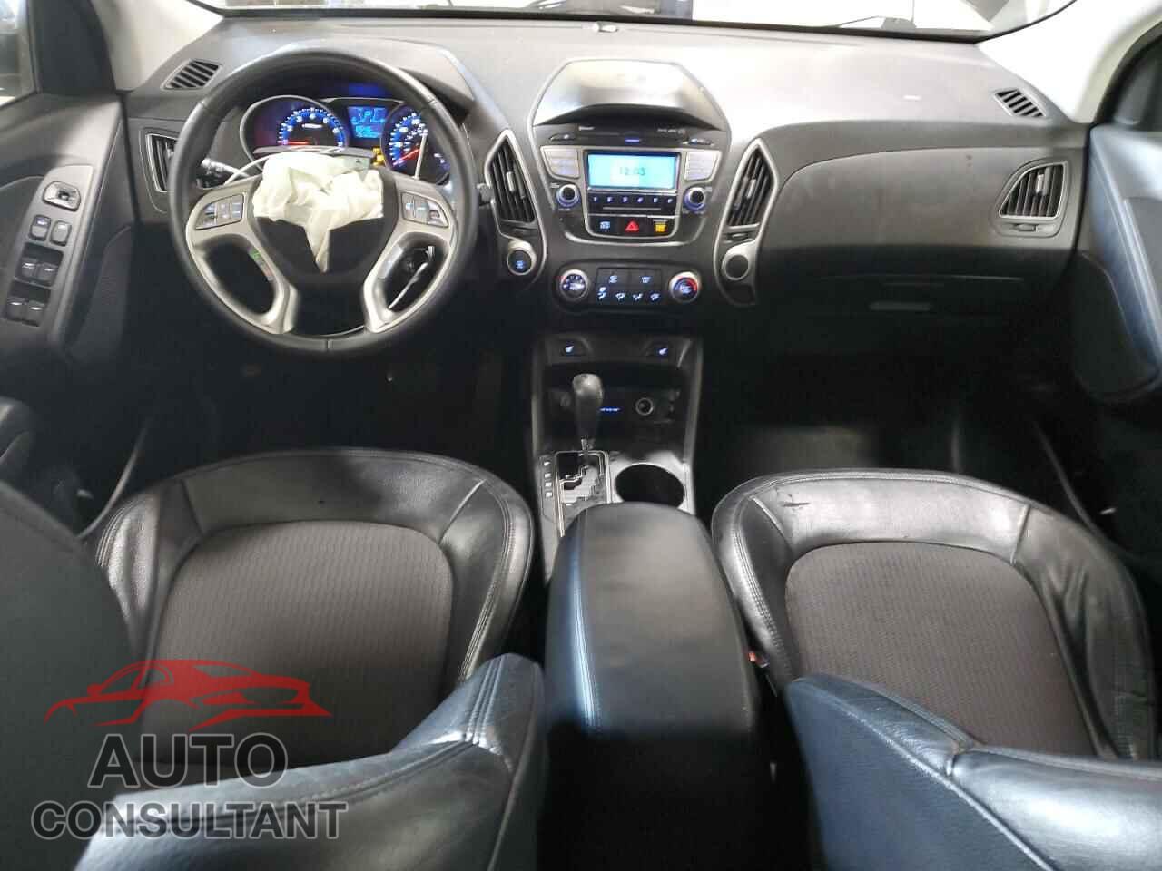 HYUNDAI TUCSON 2012 - KM8JUCAC8CU417703