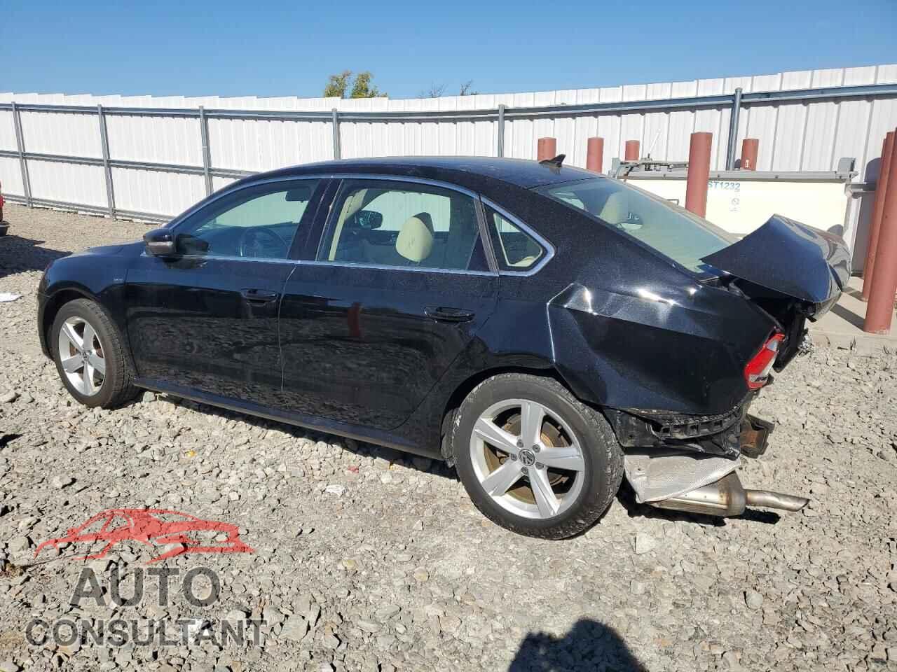 VOLKSWAGEN PASSAT 2015 - 1VWAT7A39FC113401