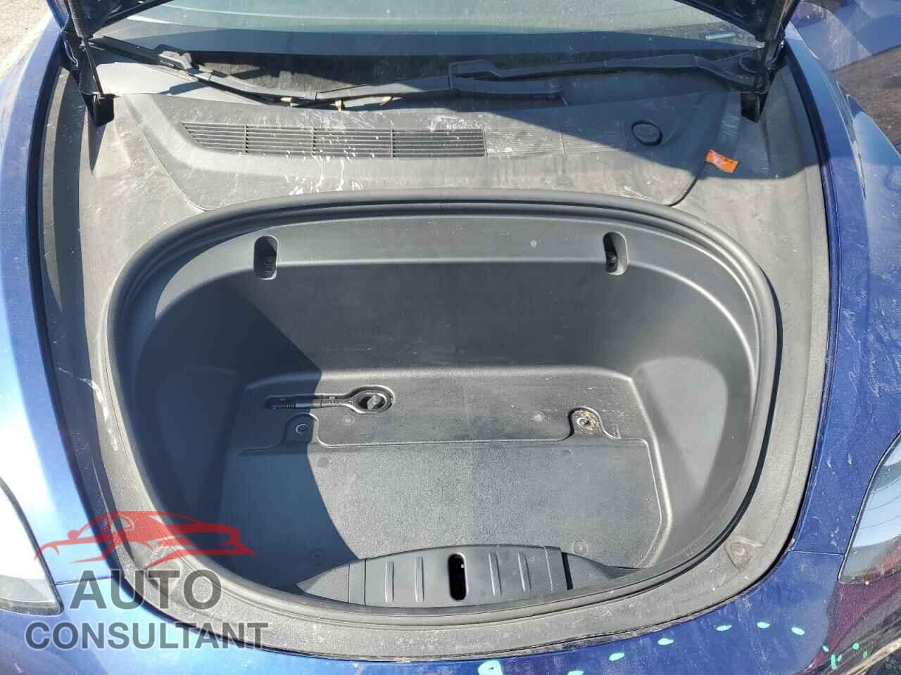 TESLA MODEL 3 2020 - 5YJ3E1EA2LF739852