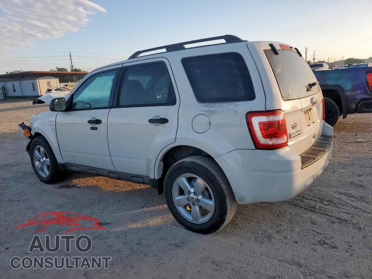 FORD ESCAPE 2011 - 1FMCU0D77BKC62755