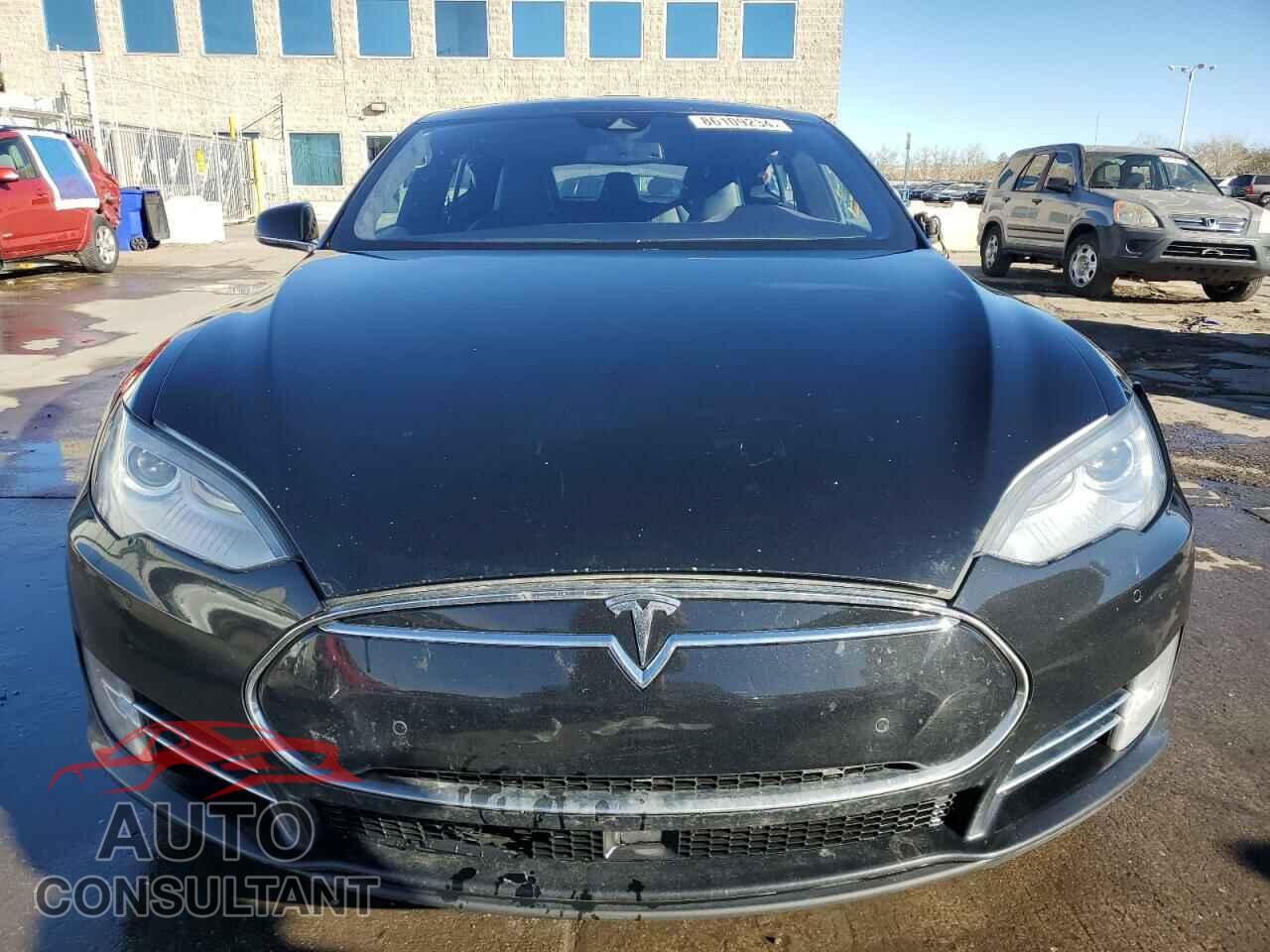 TESLA MODEL S 2014 - 5YJSA1H27EFP68147