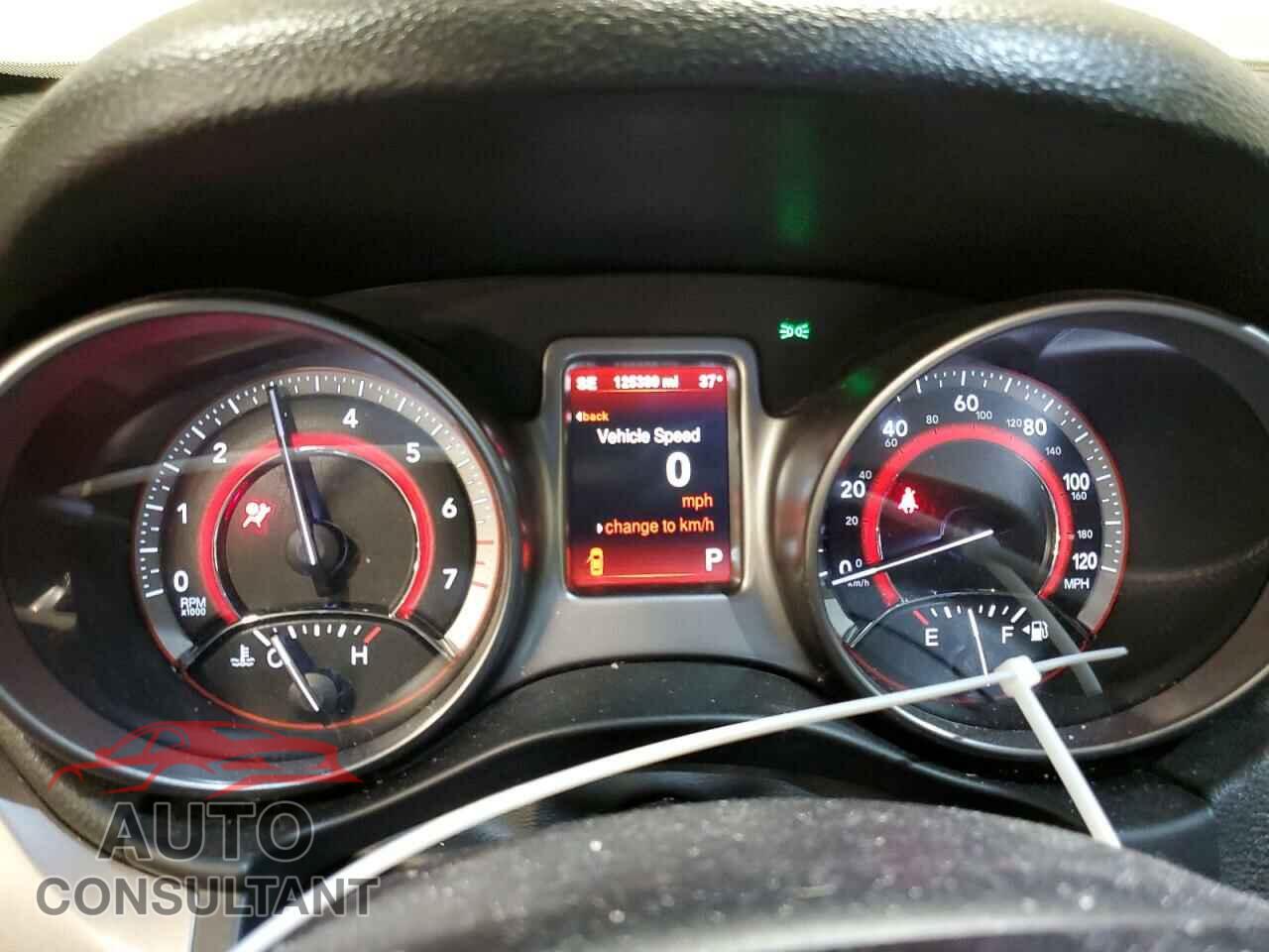 DODGE JOURNEY 2015 - 3C4PDDGG4FT740739
