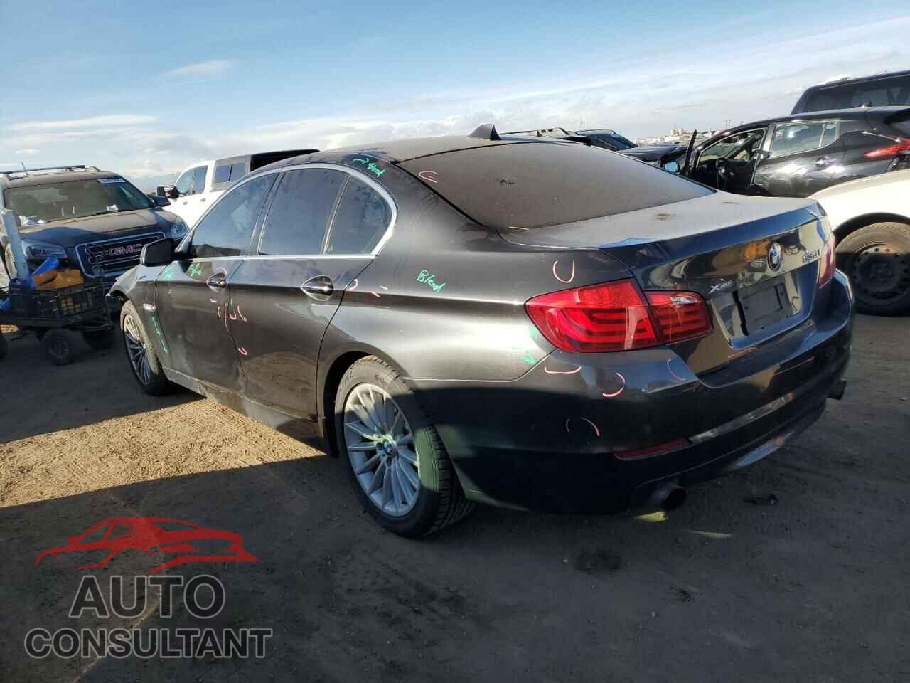 BMW 5 SERIES 2013 - WBAFU7C50DDU77585