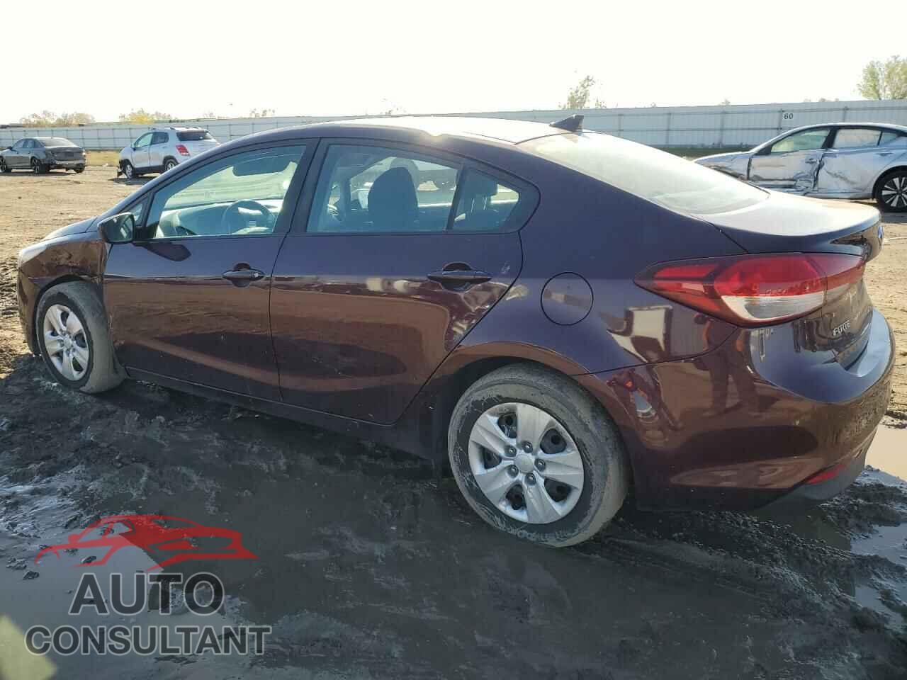KIA FORTE 2017 - 3KPFK4A76HE016701