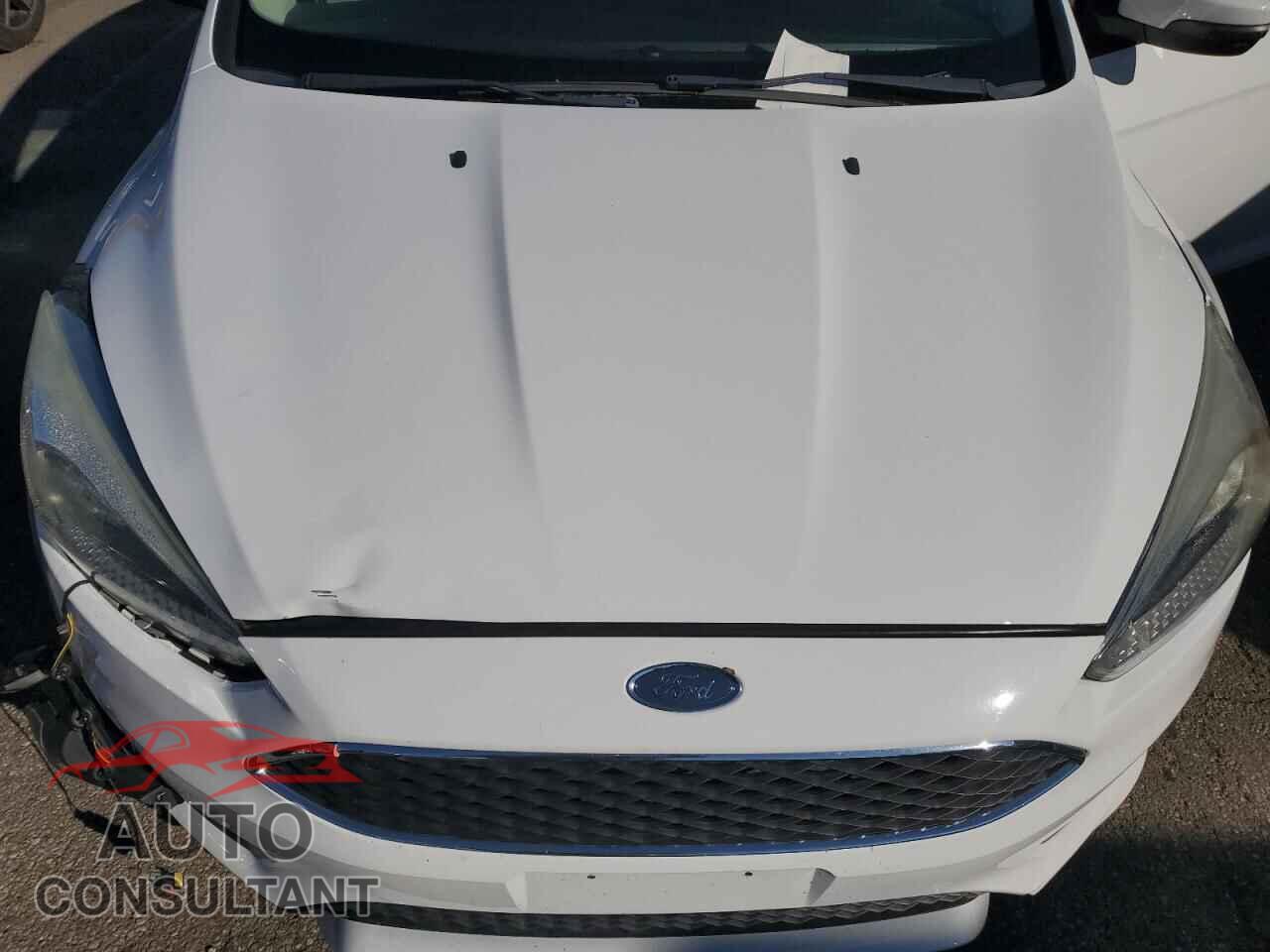 FORD FOCUS 2016 - 1FADP3K21GL356453
