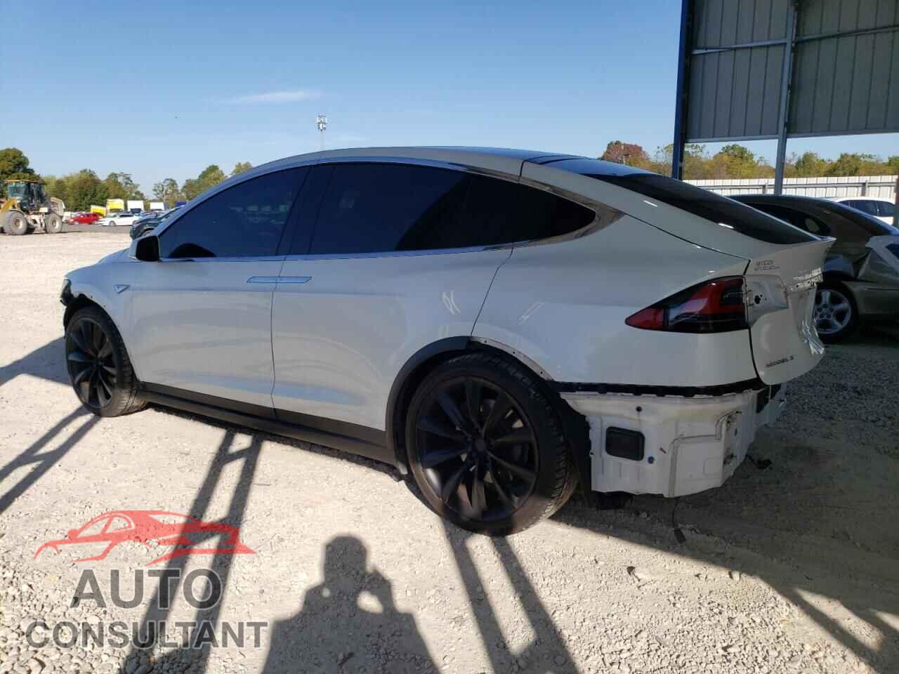 TESLA MODEL X 2016 - 5YJXCBE25GF016329