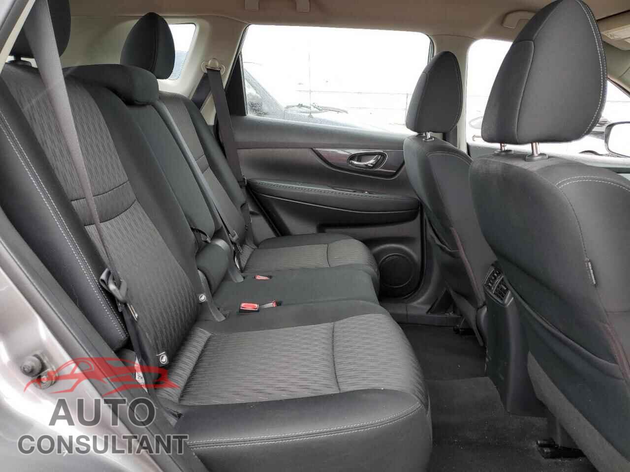 NISSAN ROGUE 2017 - KNMAT2MT0HP553553