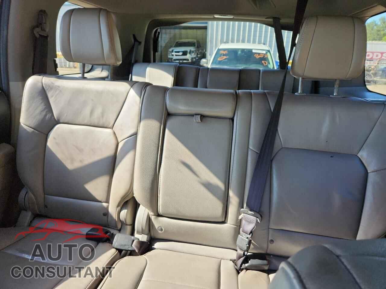 HONDA PILOT 2014 - 5FNYF3H64EB009787