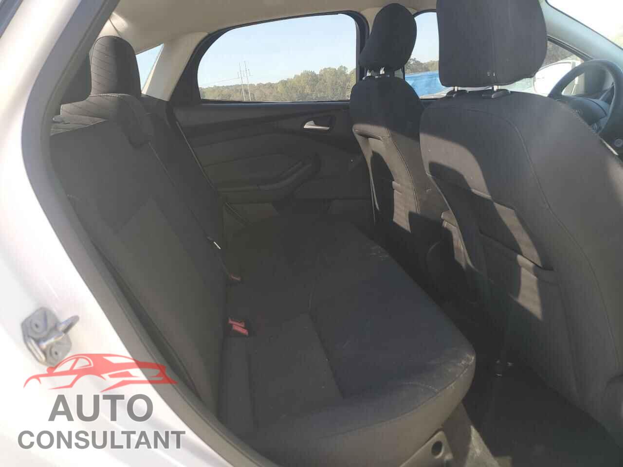 FORD FOCUS 2016 - 1FADP3F22GL251110