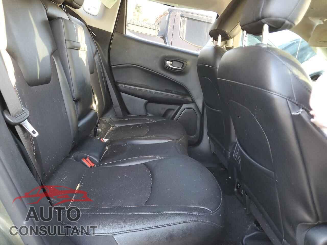 JEEP COMPASS 2019 - 3C4NJCBB3KT649378