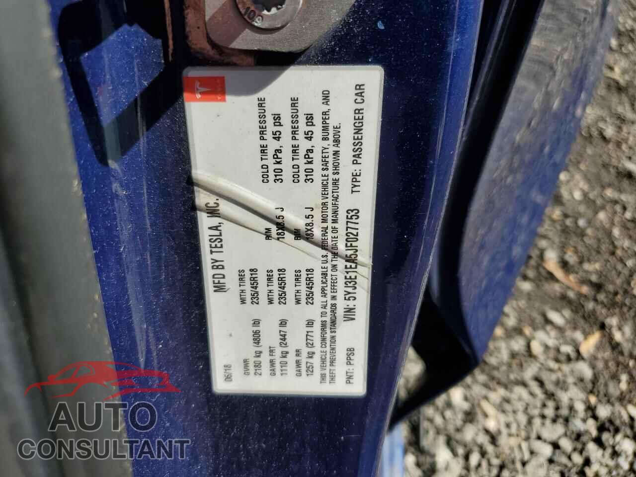 TESLA MODEL 3 2018 - 5YJ3E1EA5JF027753