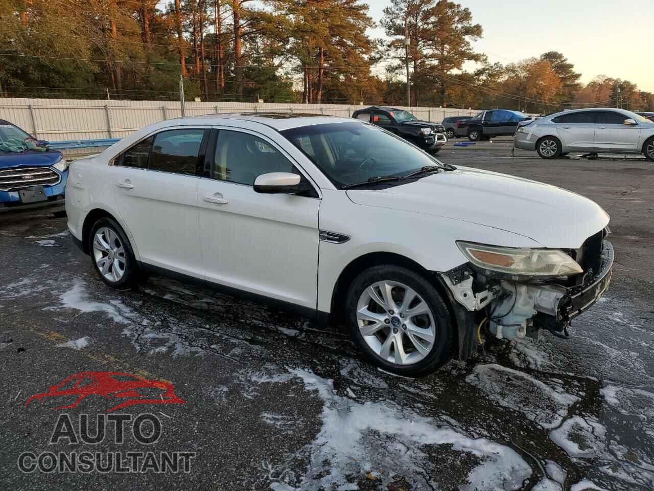FORD TAURUS 2011 - 1FAHP2EW1BG101104