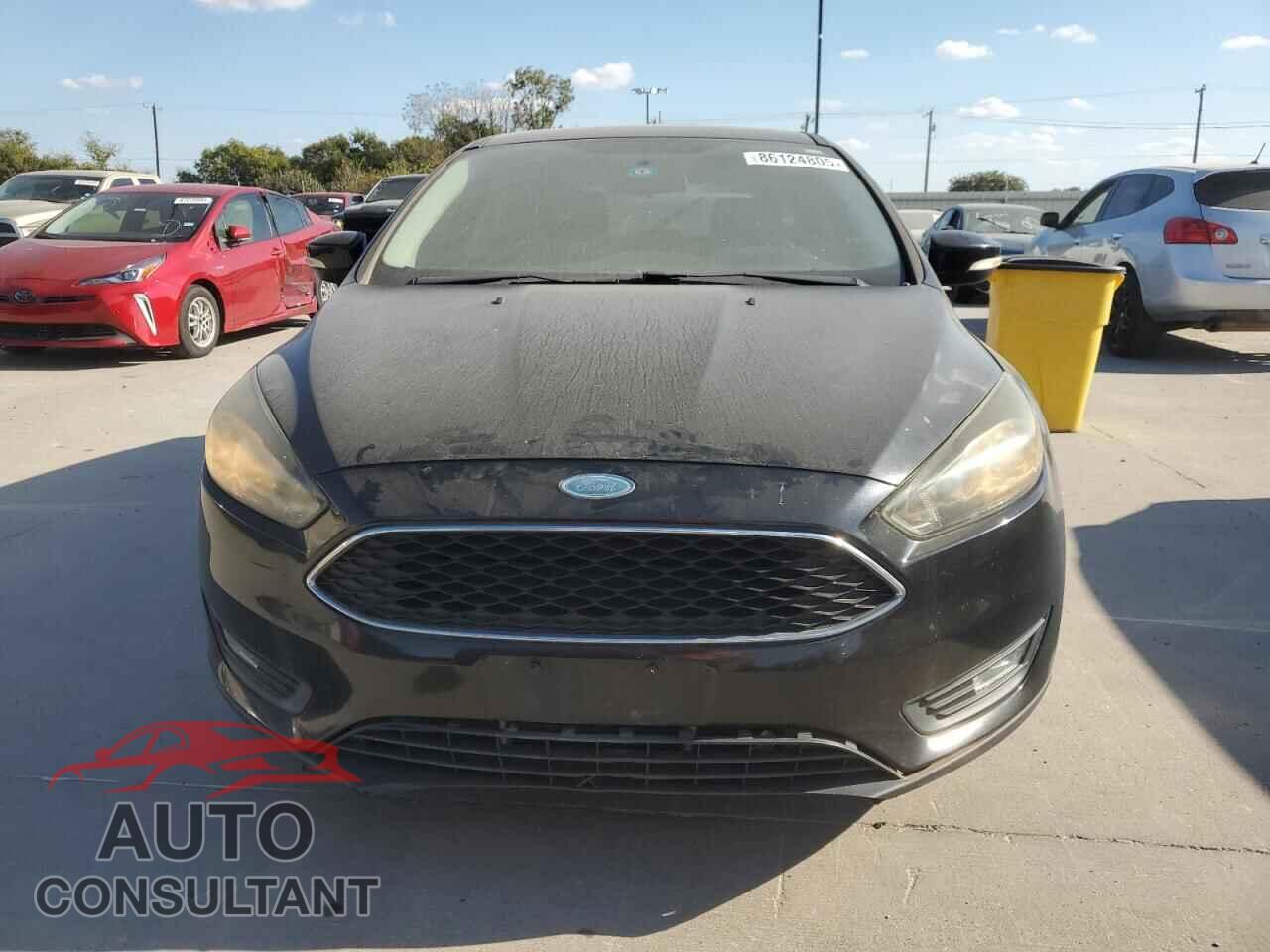 FORD FOCUS 2015 - 1FADP3K20FL210432