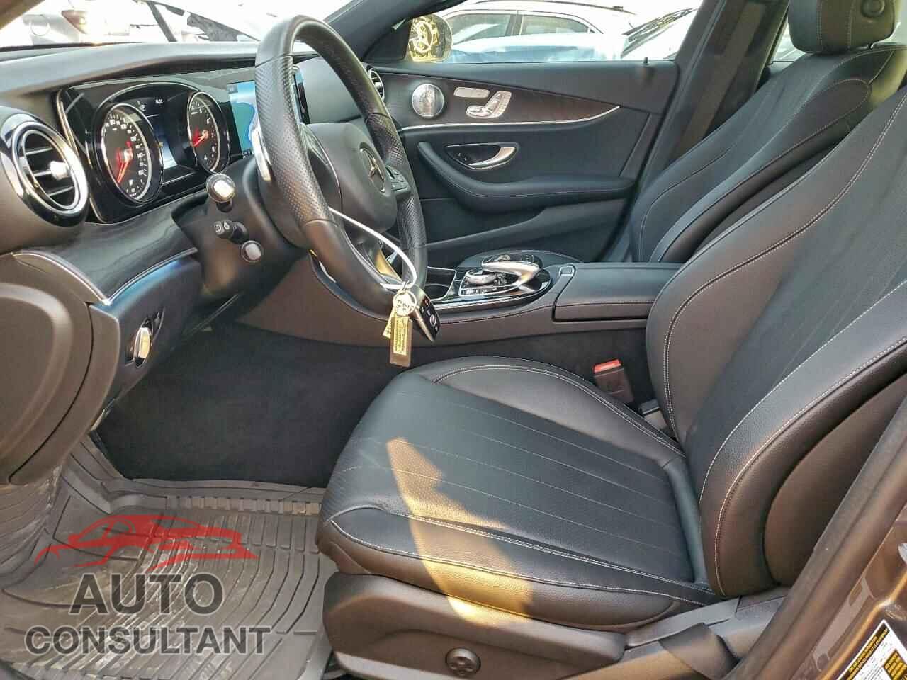 MERCEDES-BENZ E-CLASS 2017 - WDDZF4KB3HA186625