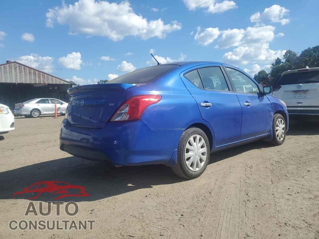 NISSAN VERSA 2017 - 3N1CN7AP3HL875335