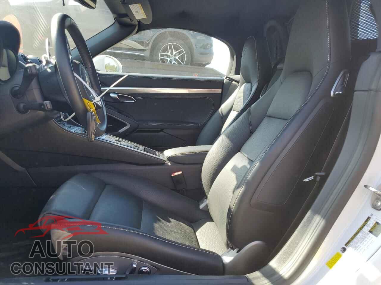 PORSCHE BOXSTER 2024 - WP0CA2A8XRK205790