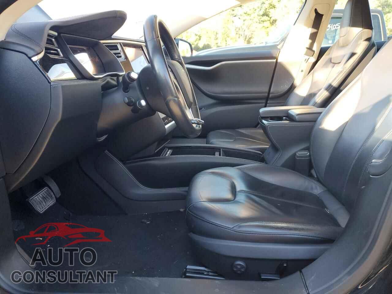 TESLA MODEL S 2014 - 5YJSA1S14EFP50902