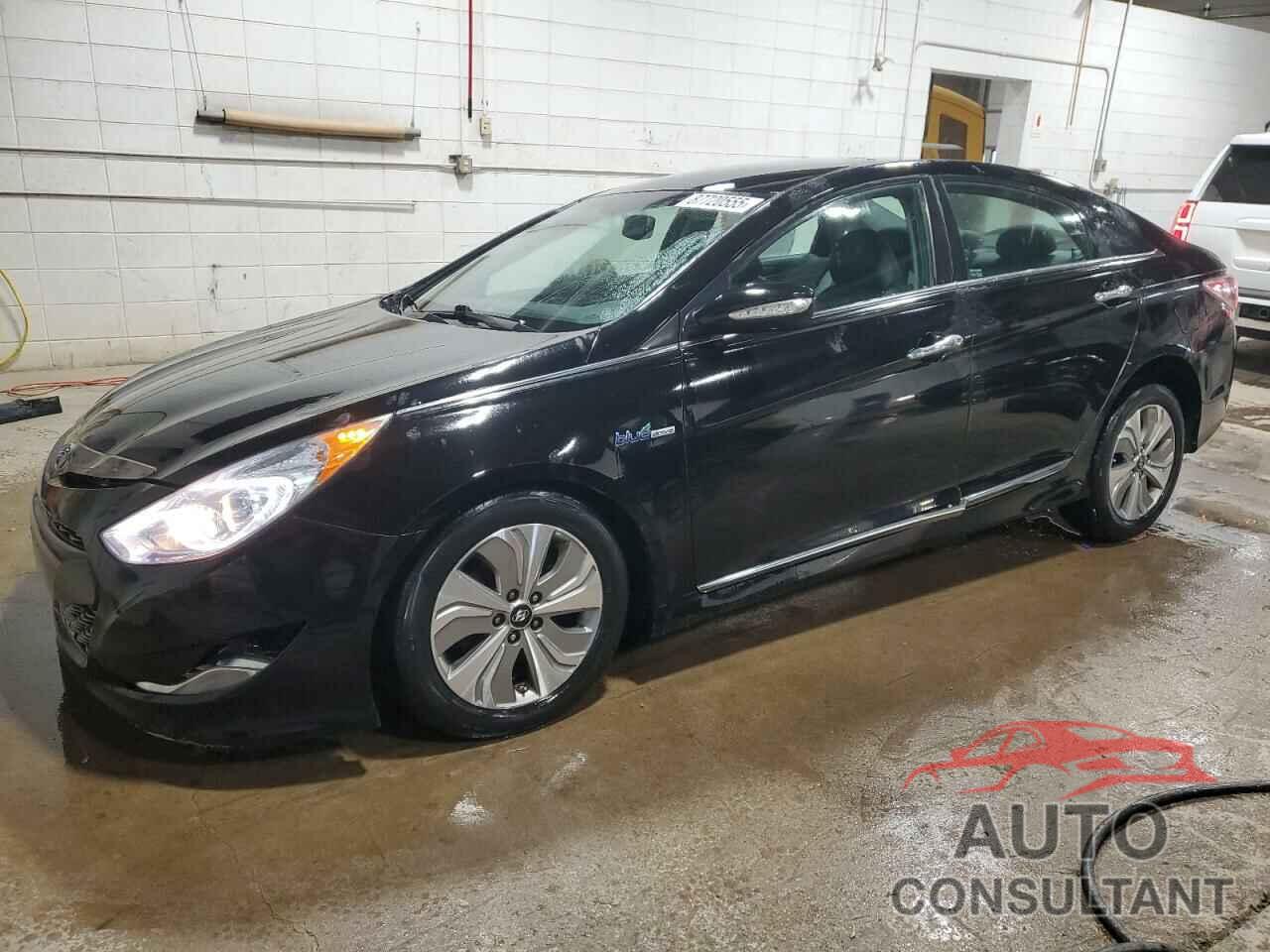 HYUNDAI SONATA 2013 - KMHEC4A41DA100643